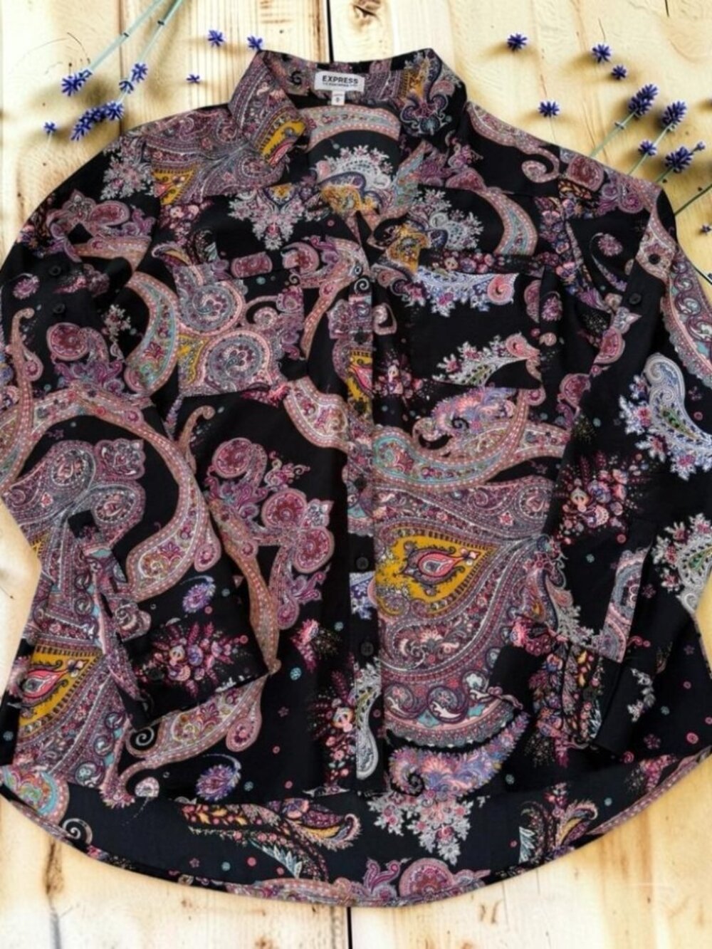Express Women's Portofino Long Sleeve Roll Tab Top M Black Pink Paisley‎